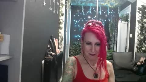 SaucySky online show from 11/12/25, 10:09