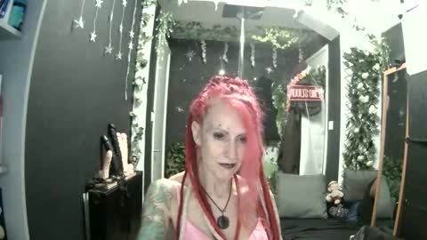 Snapshot of saucysky chatting on 05/24/26, 08:58 SaucySky online show from 05/24/26, 08:58