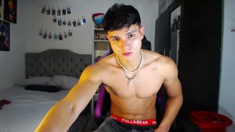 Snapshot of saulomiralles chatting on 05/15/26, 12:06 Saulo online show from 05/15/26, 12:06