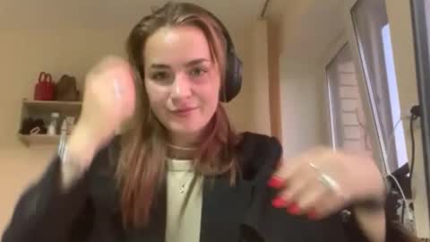 Martha online show from 09/08/25, 03:33