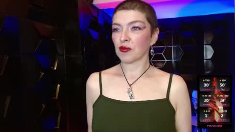 Snapshot of sauvage_lilith chatting on 06/25/26, 04:01 lilith online show from 06/25/26, 04:01