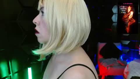 Snapshot of sauvage_lilith chatting on 07/26/26, 03:25 lilith online show from 07/26/26, 03:25