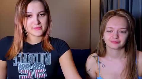 LUNA and ANNA    online show from 02/03/25, 02:02