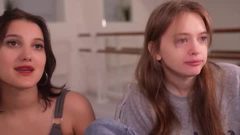 LUNA and ANNA    online show from 10/24/25, 02:46