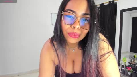 Sava lee online show from 02/07/25, 02:19