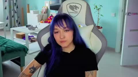 Snapshot of savage_lust_ chatting on 07/07/26, 06:47 Ariel online show from 07/07/26, 06:47