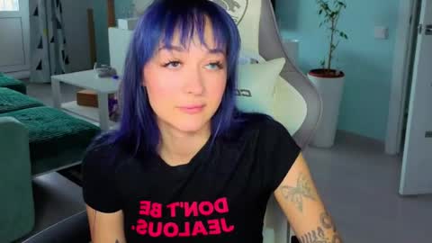 Snapshot of savage_lust_ chatting on 07/26/26, 03:58 Ariel online show from 07/26/26, 03:58