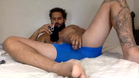Snapshot of savagebullxxx chatting on 07/25/26, 03:26 savagebullxxx online show from 07/25/26, 03:26