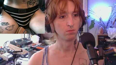 Snapshot of savagewaves chatting on 04/04/26, 03:20 savagewaves online show from 04/04/26, 03:20