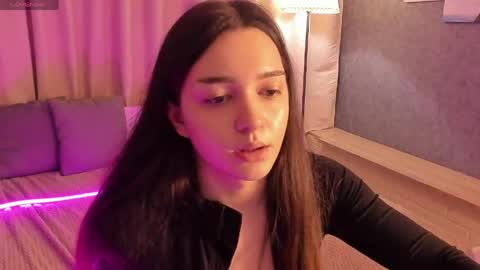Snapshot of savannah_h chatting on 04/03/26, 03:21 savannah_h online show from 04/03/26, 03:21