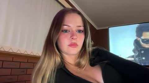 Snapshot of savannahcarterrr chatting on 06/09/26, 01:01 savannahcarterrr online show from 06/09/26, 01:01