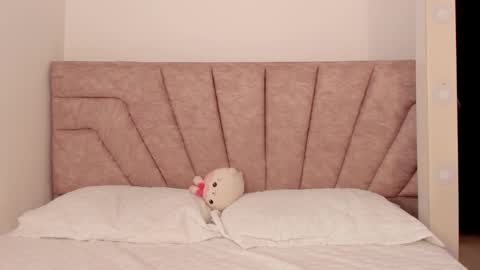 Savannahwildee online show from 11/03/25, 12:17