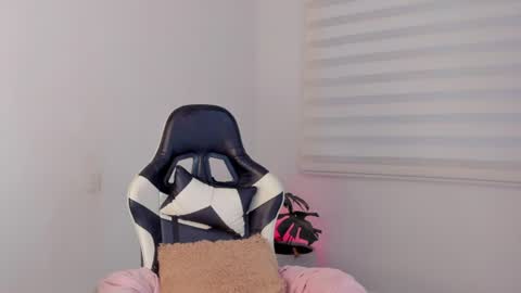 Savannahwildee online show from 07/16/26, 11:16