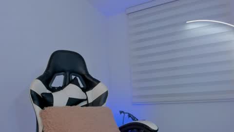 Savannahwildee online show from 08/08/26, 11:12