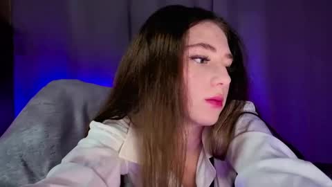 Sophie online show from 05/08/26, 03:39