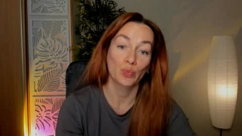 save the qween online show from 04/10/26, 11:59