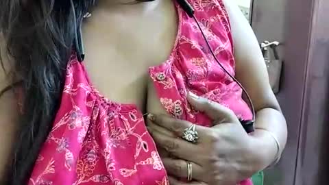 Snapshot of savita0969 chatting on 04/27/26, 05:27 Anjali online show from 04/27/26, 05:27