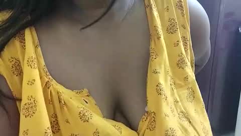Snapshot of savita0969 chatting on 05/14/26, 11:44 Anjali online show from 05/14/26, 11:44