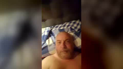 Snapshot of savlan chatting on 06/15/26, 10:12 savlan online show from 06/15/26, 10:12