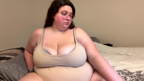 Lexi online show from 10/23/25, 04:45