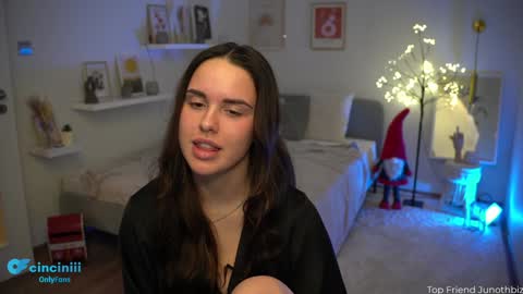 Naomi online show from 12/02/24, 07:27