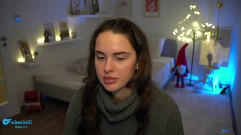 Naomi online show from 12/16/24, 07:43