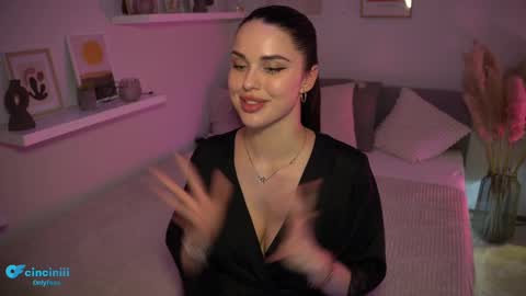 Naomi online show from 02/12/25, 10:37