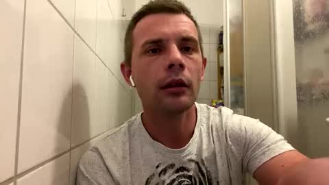 Snapshot of sawa08051989 chatting on 09/14/25, 01:05 chamomile online show from 09/14/25, 01:05