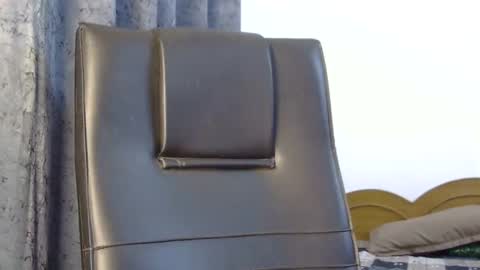 Snapshot of saxee_love chatting on 11/16/25, 06:24 saxee online show from 11/16/25, 06:24