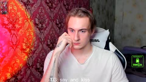 Say and kiss online show from 02/21/25, 10:26