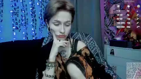 Snapshot of say_mary chatting on 06/30/26, 11:00 pronoun she. name Mary. age 21. online show from 06/30/26, 11:00