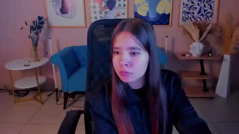 Saya online show from 07/25/26, 02:03