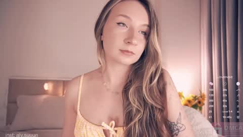 Snapshot of sayalythea chatting on 10/03/25, 04:48 Alyson or just Aly   online show from 10/03/25, 04:48