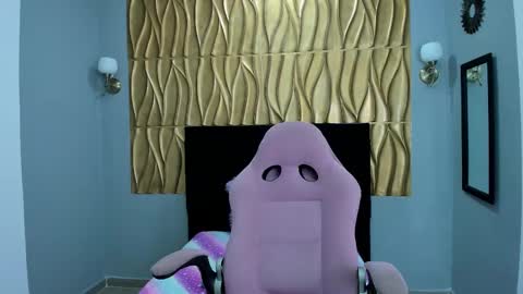 Snapshot of sayd_23 chatting on 01/28/25, 10:12 sayd_23 online show from 01/28/25, 10:12