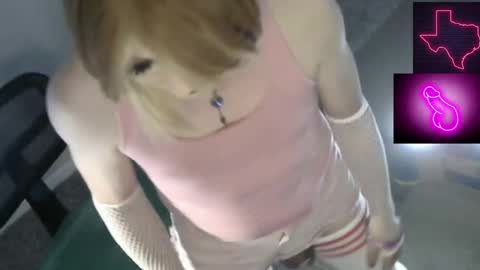 Snapshot of sayhicaitcd chatting on 04/08/26, 05:51 Cait or Caitlin online show from 04/08/26, 05:51