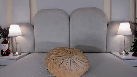 Snapshot of saylilith chatting on 12/29/24, 01:06 Say Lilith Monday to Saturday 700am to 140pm Colombian time online show from 12/29/24, 01:06