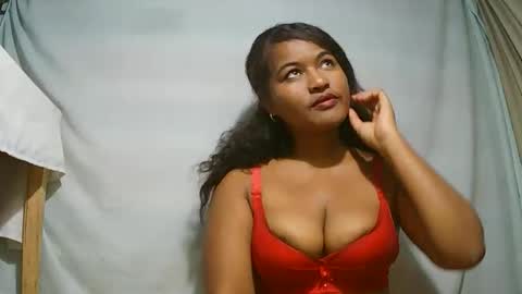 saylla1 online show from 02/14/26, 06:43