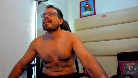 sebastian   muscleman  daddy   the better  latin  lover   online show from 11/28/25, 11:13