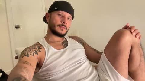 Snapshot of sbm84 chatting on 03/20/26, 03:22 sbm84 online show from 03/20/26, 03:22