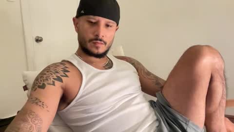 Snapshot of sbm84 chatting on 03/27/26, 03:45 sbm84 online show from 03/27/26, 03:45