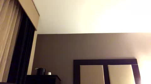 Snapshot of scale_guy chatting on 07/17/26, 02:29 scale_guy online show from 07/17/26, 02:29
