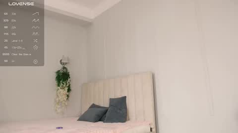 scamelia online show from 09/16/25, 06:36