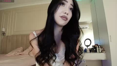 Snapshot of scamelia chatting on 06/28/26, 01:50 scamelia online show from 06/28/26, 01:50