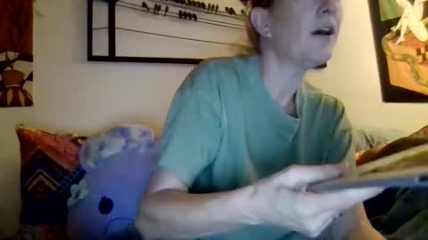 Snapshot of scandlamy chatting on 05/06/26, 10:59 ScandlAmy online show from 05/06/26, 10:59
