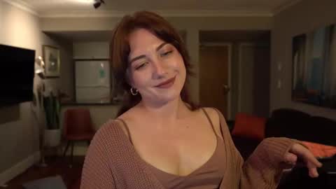 Snapshot of scarlajade chatting on 10/24/25, 01:24 scarlajade online show from 10/24/25, 01:24