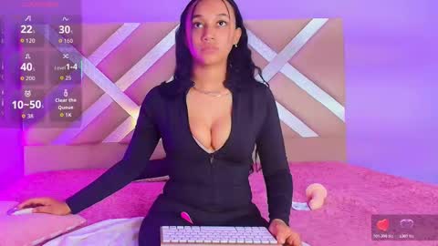 scarleett_ebony online show from 11/08/25, 07:45