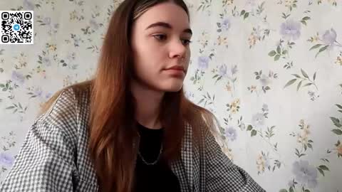 Kira online show from 10/26/25, 09:26