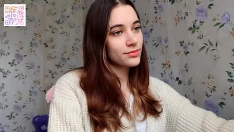 Kira online show from 11/08/25, 12:27