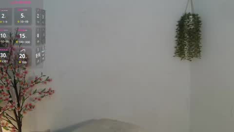 scarlet_100 online show from 05/06/26, 02:51