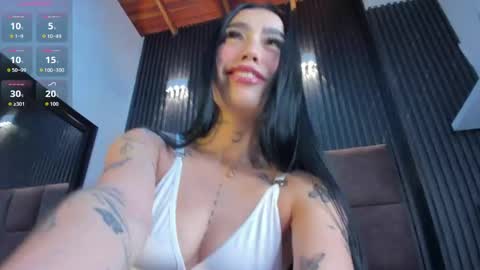Snapshot of scarlet__jones_ chatting on 05/26/26, 04:52 scarlet__jones_ online show from 05/26/26, 04:52